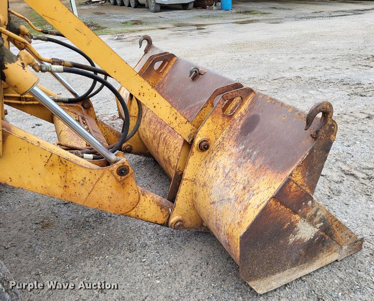 image for item DO3572 1987 Case 580K  backhoe