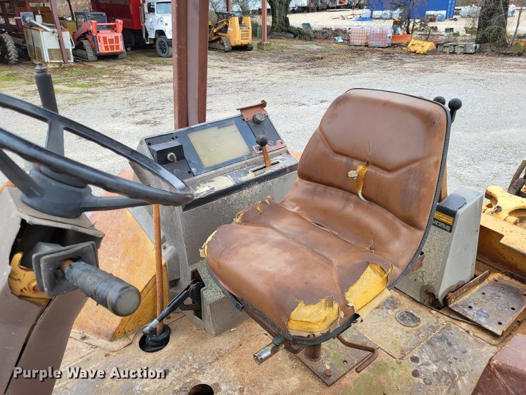 image for item DO3572 1987 Case 580K  backhoe