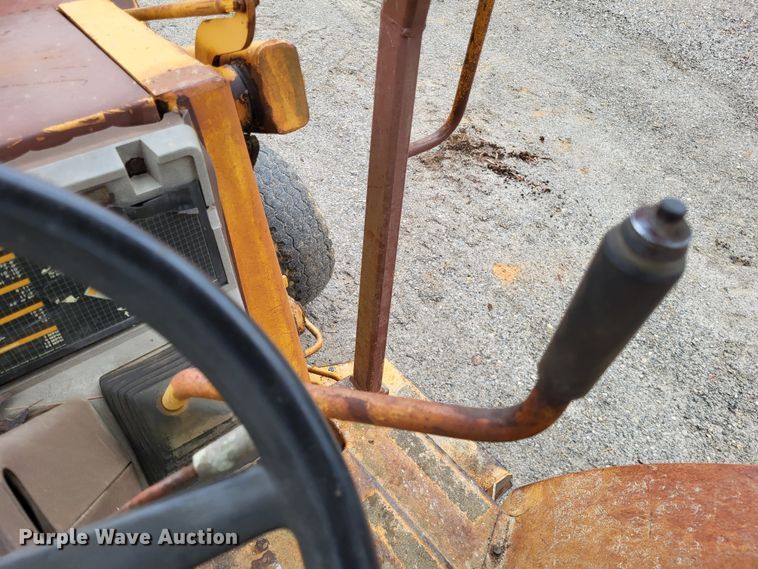 image for item DO3572 1987 Case 580K  backhoe