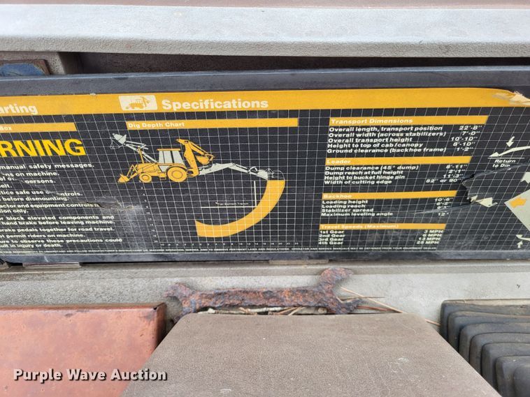 image for item DO3572 1987 Case 580K  backhoe