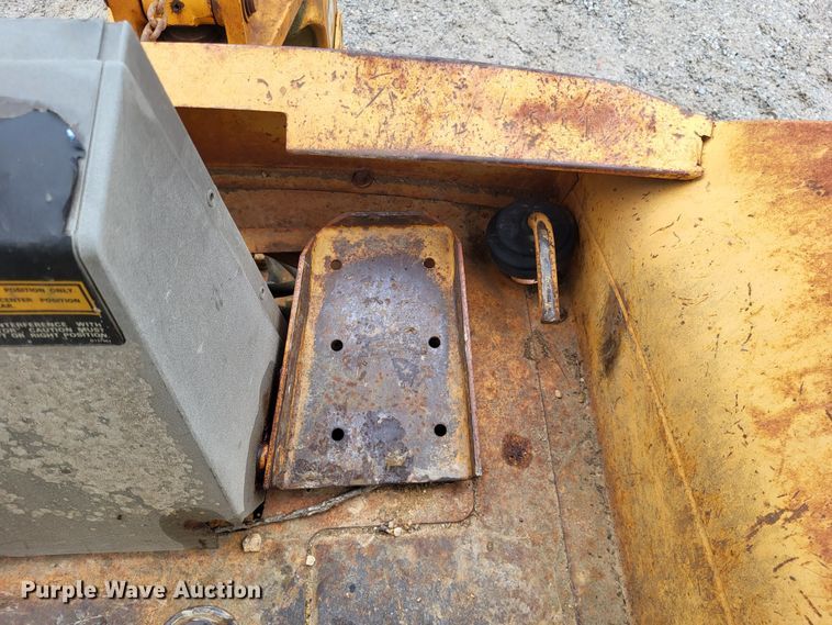 image for item DO3572 1987 Case 580K  backhoe