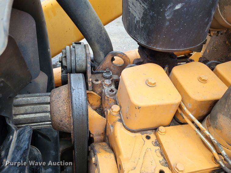 image for item DO3572 1987 Case 580K  backhoe