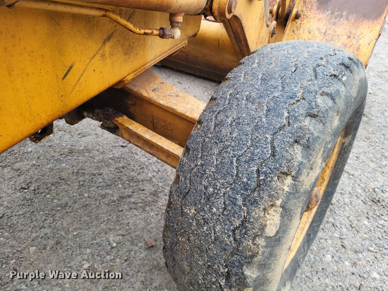 image for item DO3572 1987 Case 580K  backhoe