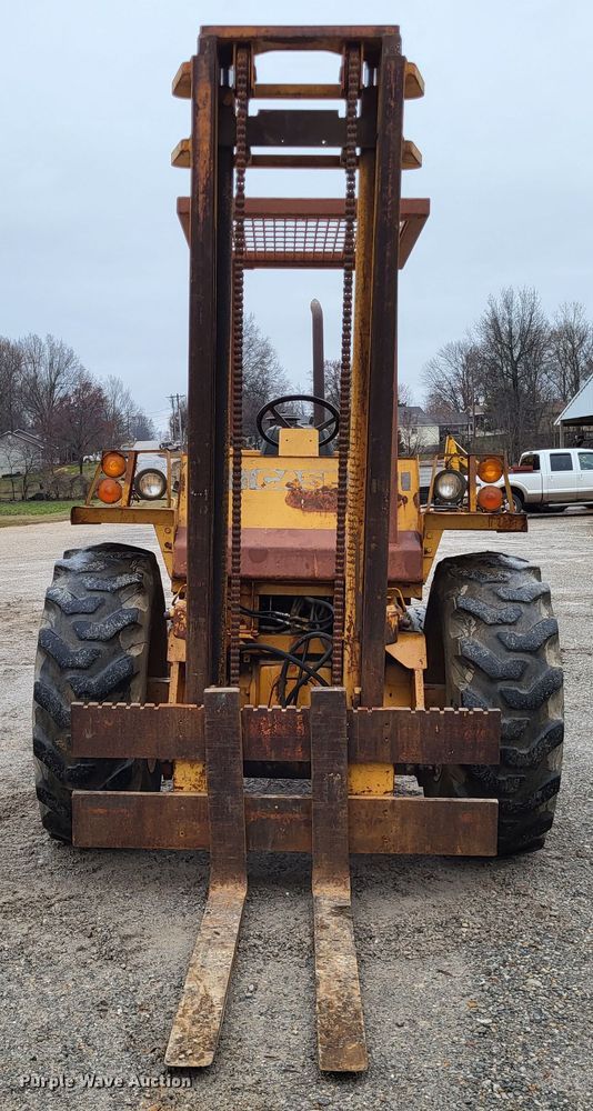 image for item DO3575 1991 Case 586E  forklift