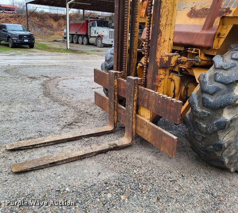 image for item DO3575 1991 Case 586E  forklift