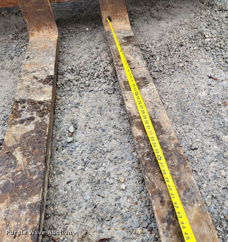 image for item DO3575 1991 Case 586E  forklift