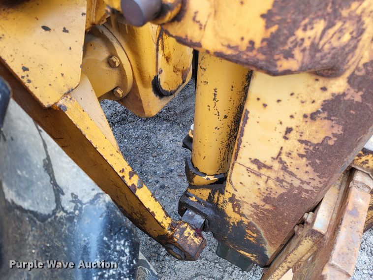 image for item DO3575 1991 Case 586E  forklift