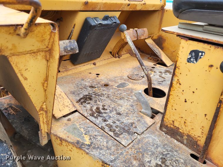 image for item DO3575 1991 Case 586E  forklift