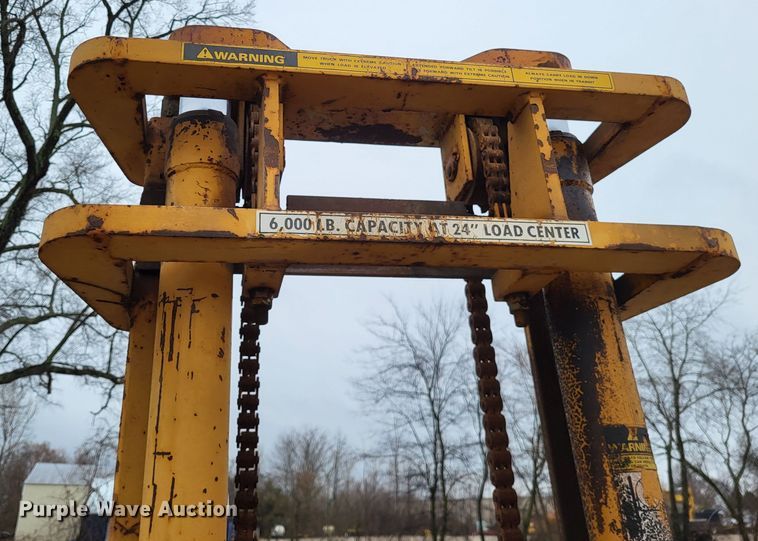 image for item DO3575 1991 Case 586E  forklift