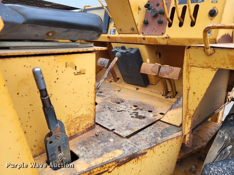 image for item DO3575 1991 Case 586E  forklift