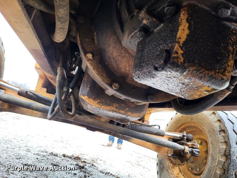 image for item DO3575 1991 Case 586E  forklift