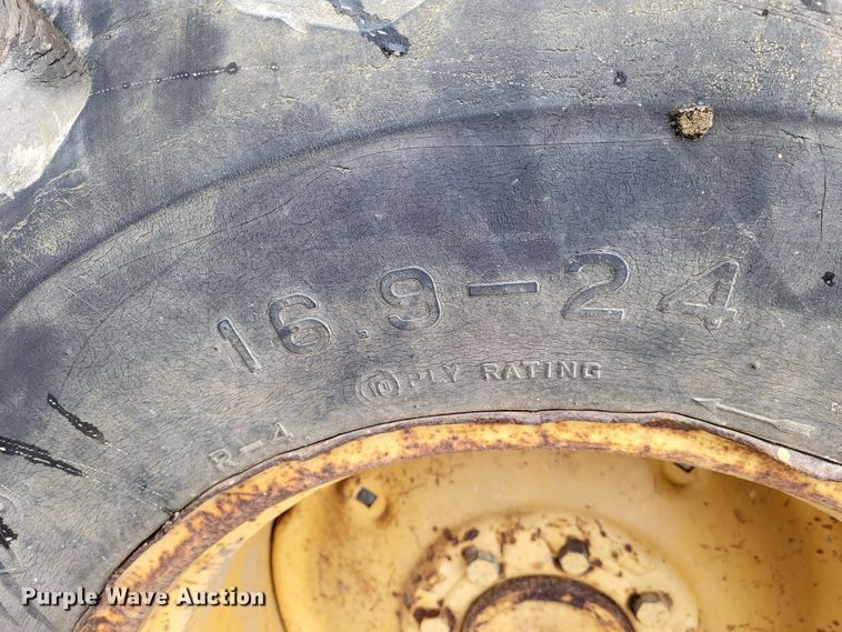 image for item DO3575 1991 Case 586E  forklift