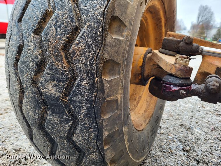 image for item DO3575 1991 Case 586E  forklift