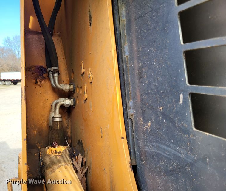 image for item DO3578 2005 Case 450CT  tracked skid steer loader