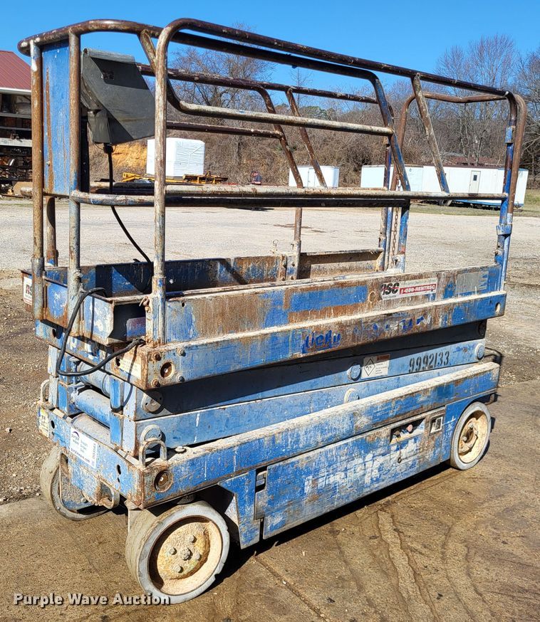 image for item DO3583 Up Right 66000-000  scissor lift