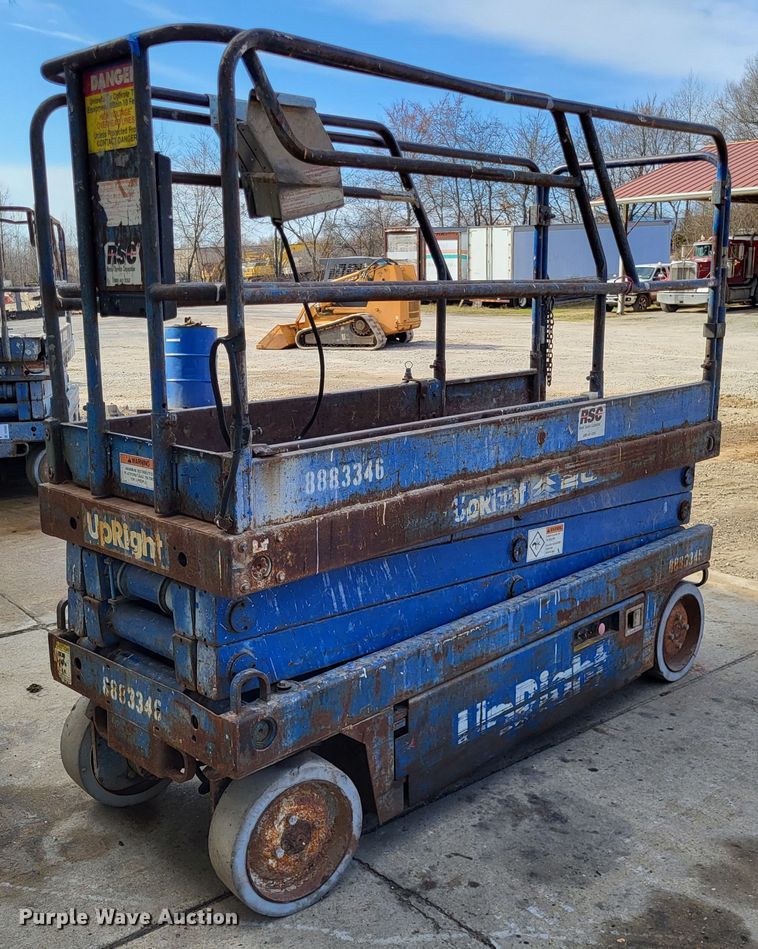 image for item DO3584 Up Right 66000-000  scissor lift