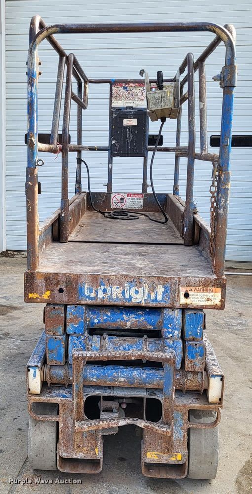 image for item DO3584 Up Right 66000-000  scissor lift