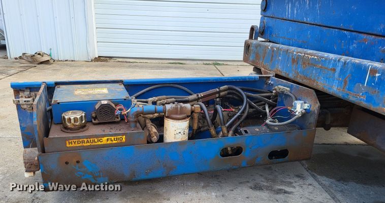 image for item DO3584 Up Right 66000-000  scissor lift