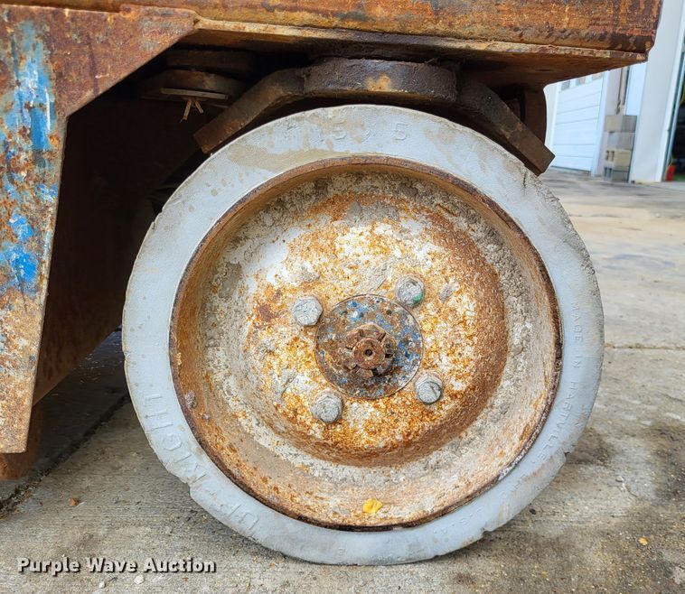 image for item DO3584 Up Right 66000-000  scissor lift