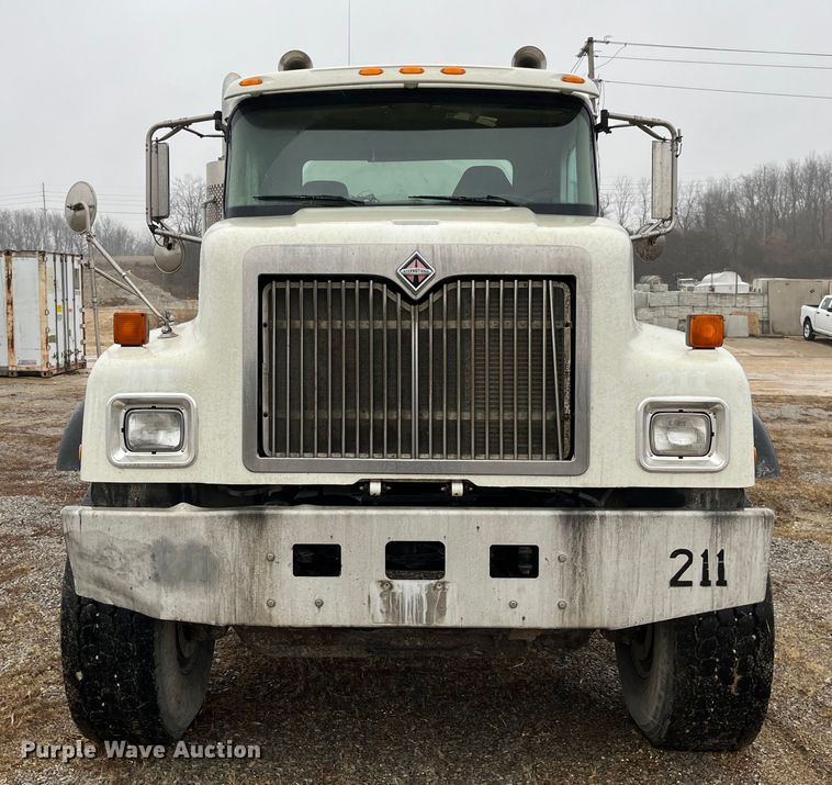 image for item DP0467 2003 International 5500i  ready mix truck