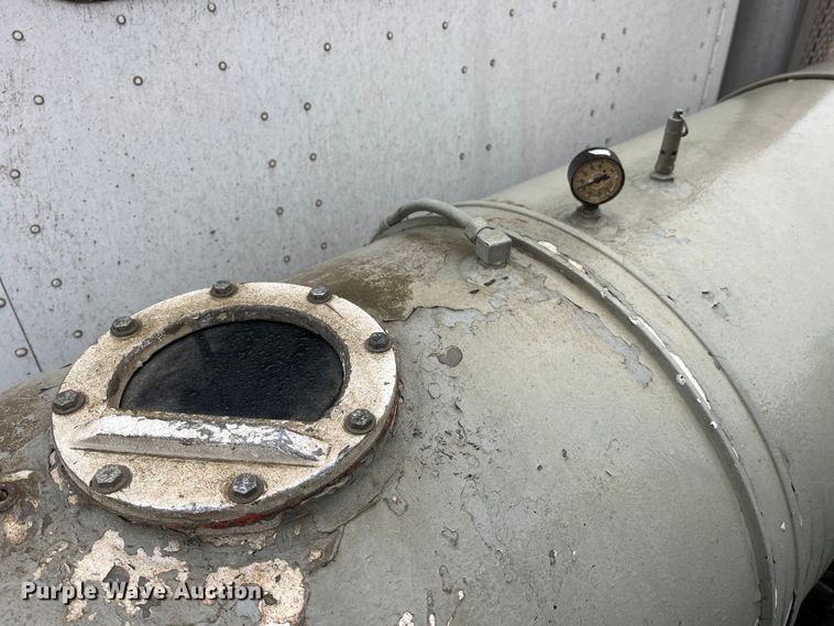 image for item DP0467 2003 International 5500i  ready mix truck