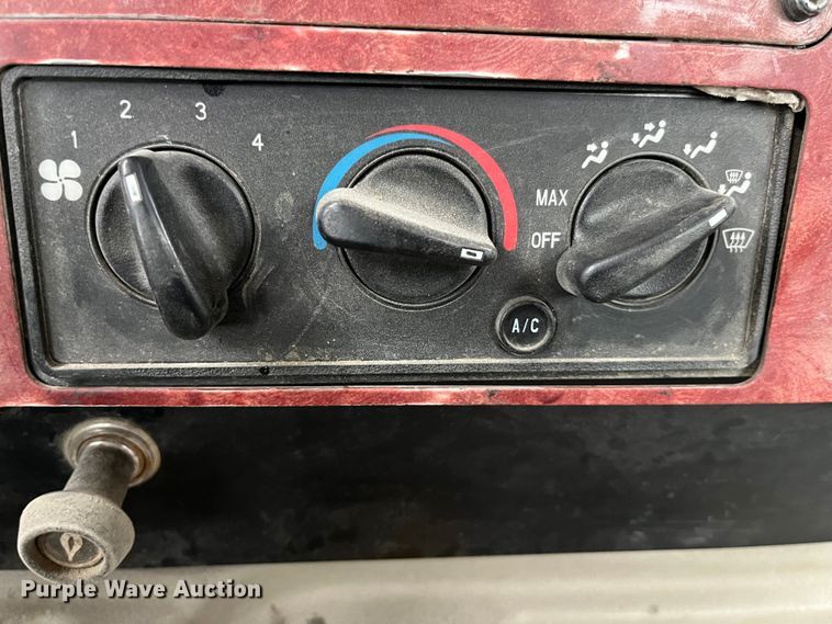 image for item DP0467 2003 International 5500i  ready mix truck