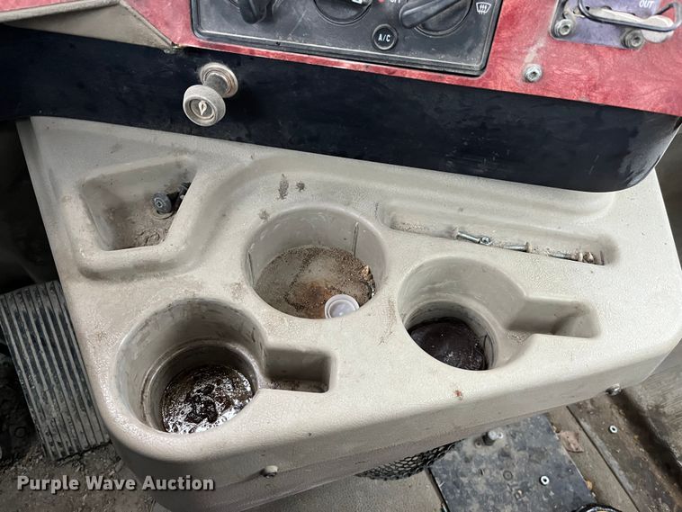 image for item DP0467 2003 International 5500i  ready mix truck