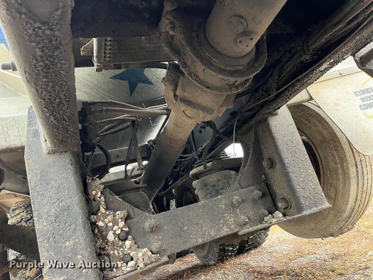 image for item DP0467 2003 International 5500i  ready mix truck