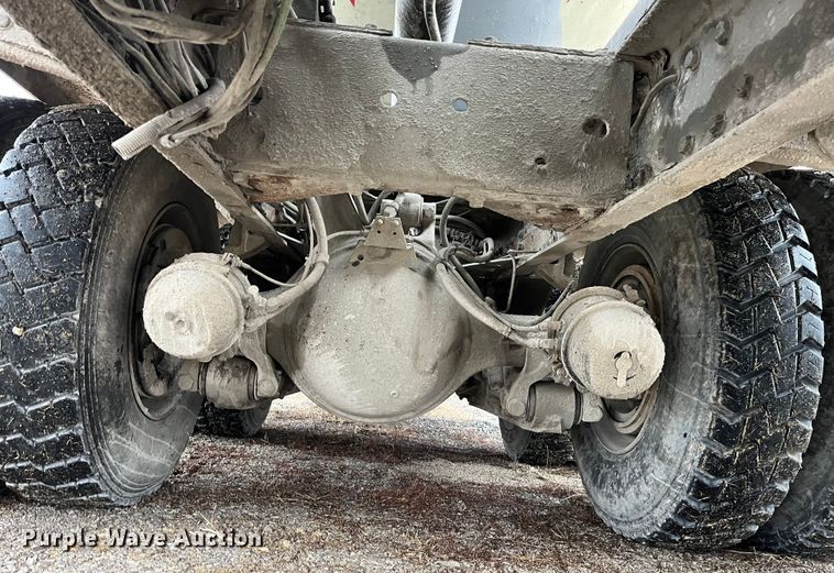 image for item DP0467 2003 International 5500i  ready mix truck