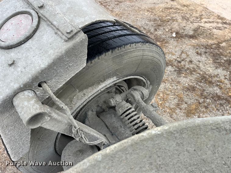 image for item DP0467 2003 International 5500i  ready mix truck