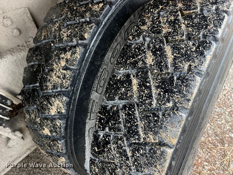 image for item DP0467 2003 International 5500i  ready mix truck