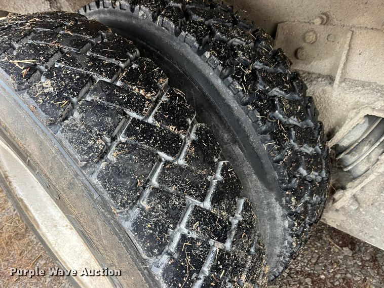 image for item DP0467 2003 International 5500i  ready mix truck