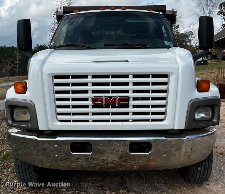 image for item DQ1971 2007 GMC C6500  dump truck