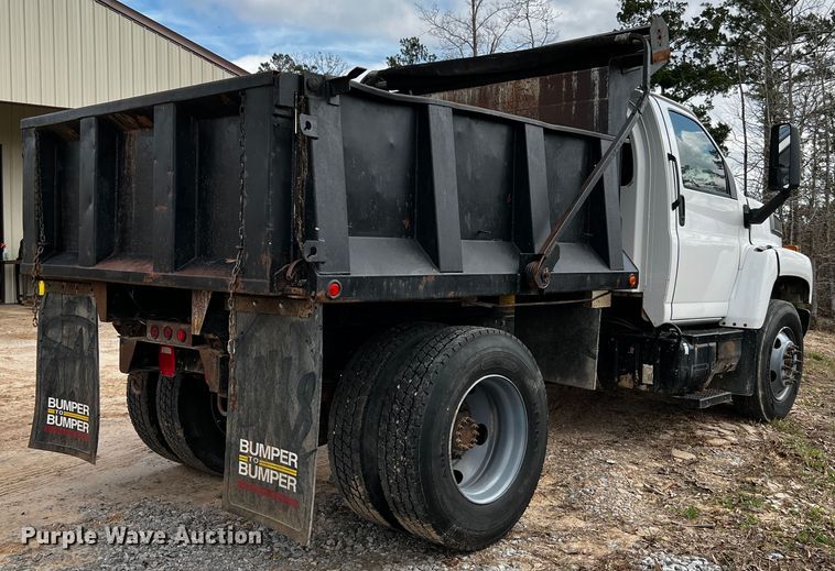 image for item DQ1971 2007 GMC C6500  dump truck