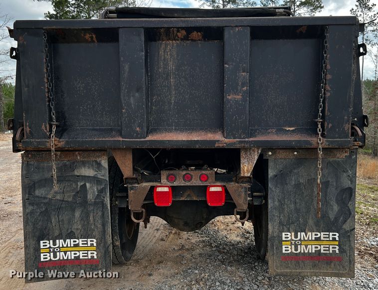 image for item DQ1971 2007 GMC C6500  dump truck