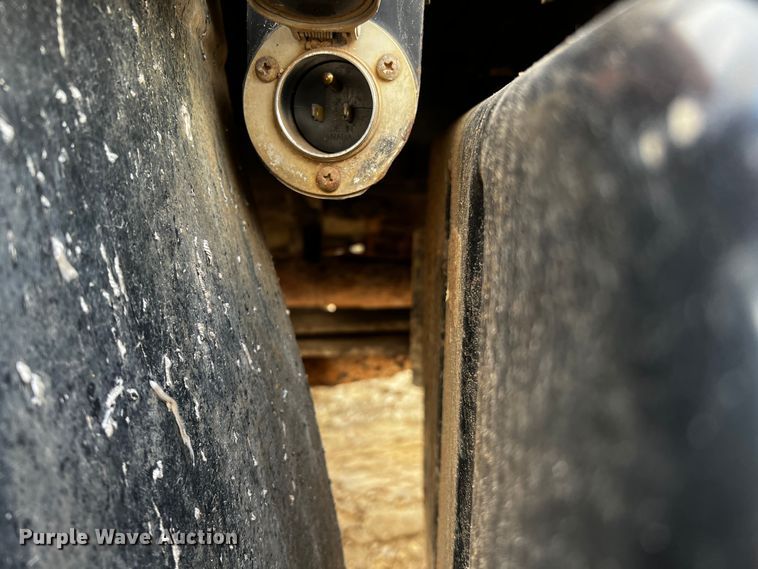 image for item DQ1971 2007 GMC C6500  dump truck