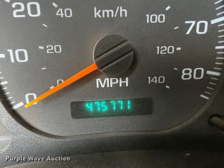 image for item DQ1971 2007 GMC C6500  dump truck