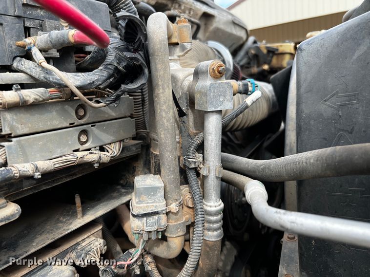 image for item DQ1971 2007 GMC C6500  dump truck