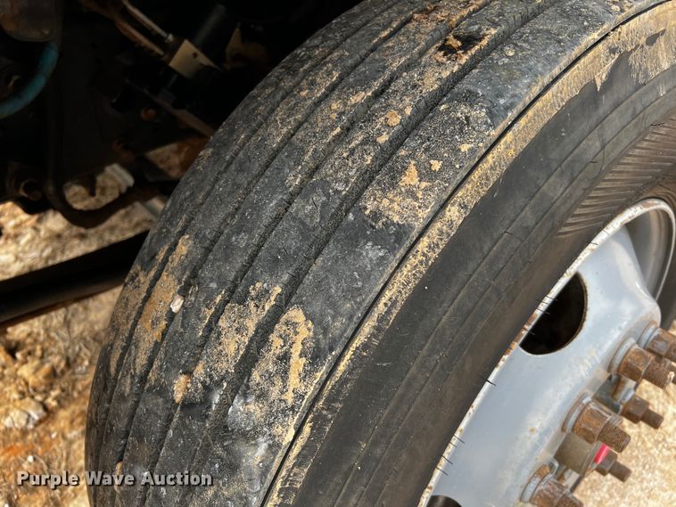 image for item DQ1971 2007 GMC C6500  dump truck