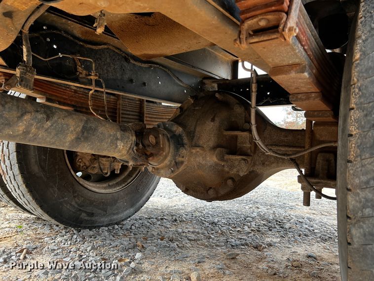 image for item DQ1971 2007 GMC C6500  dump truck