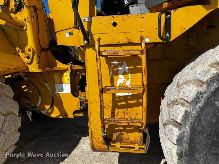 image for item DQ1973 2008 Kawasaki 85ZV-2  wheel loader