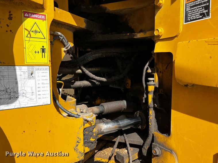 image for item DQ1973 2008 Kawasaki 85ZV-2  wheel loader