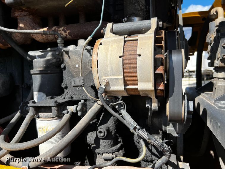 image for item DQ1973 2008 Kawasaki 85ZV-2  wheel loader