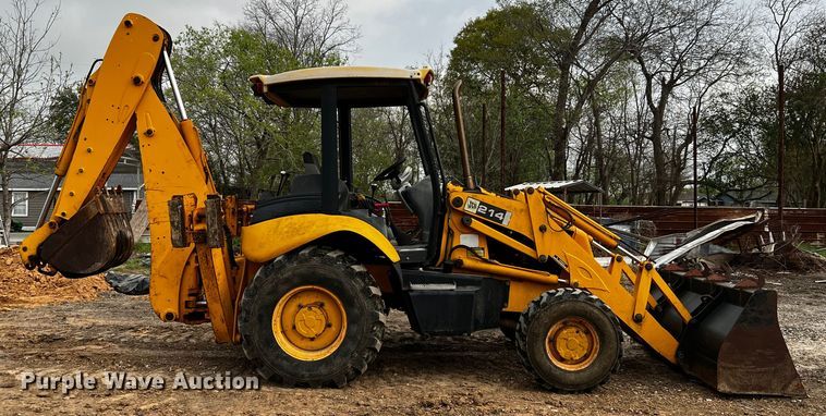 image for item DQ1995 2003 JCB 214  backhoe