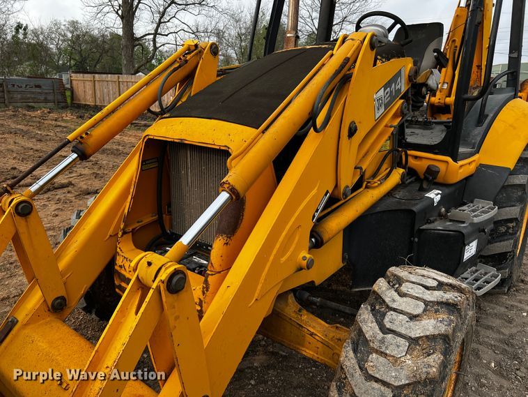 image for item DQ1995 2003 JCB 214  backhoe