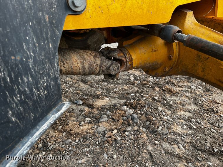 image for item DQ1995 2003 JCB 214  backhoe