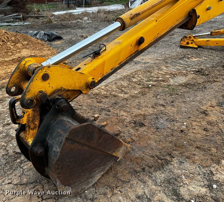 image for item DQ1995 2003 JCB 214  backhoe