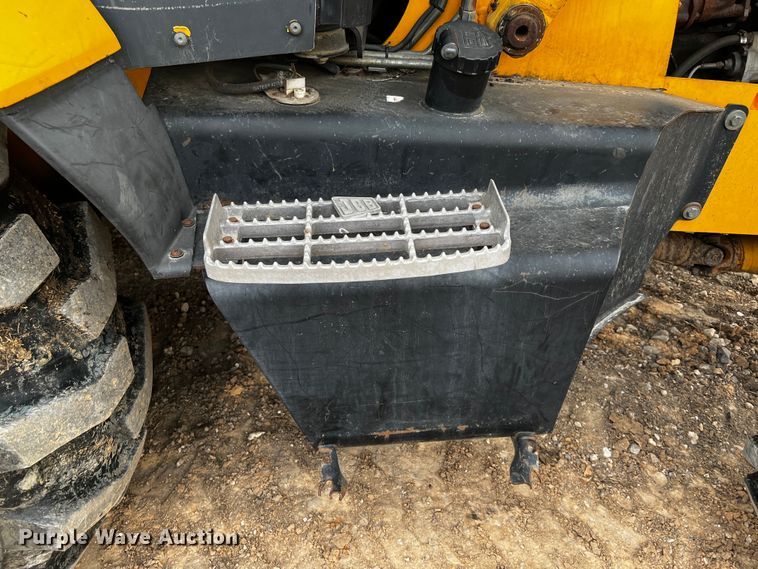 image for item DQ1995 2003 JCB 214  backhoe