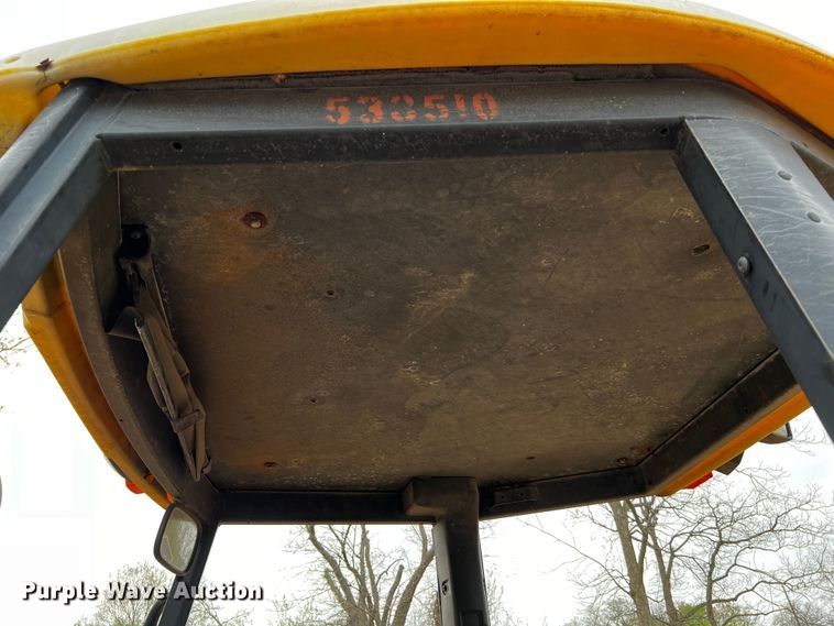 image for item DQ1995 2003 JCB 214  backhoe