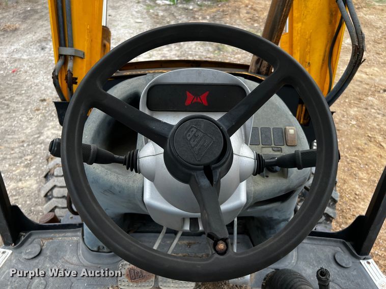 image for item DQ1995 2003 JCB 214  backhoe